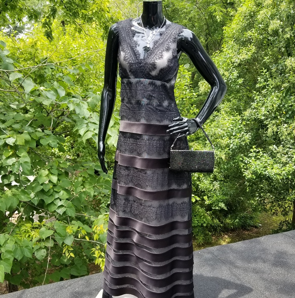 JS Collection Gown